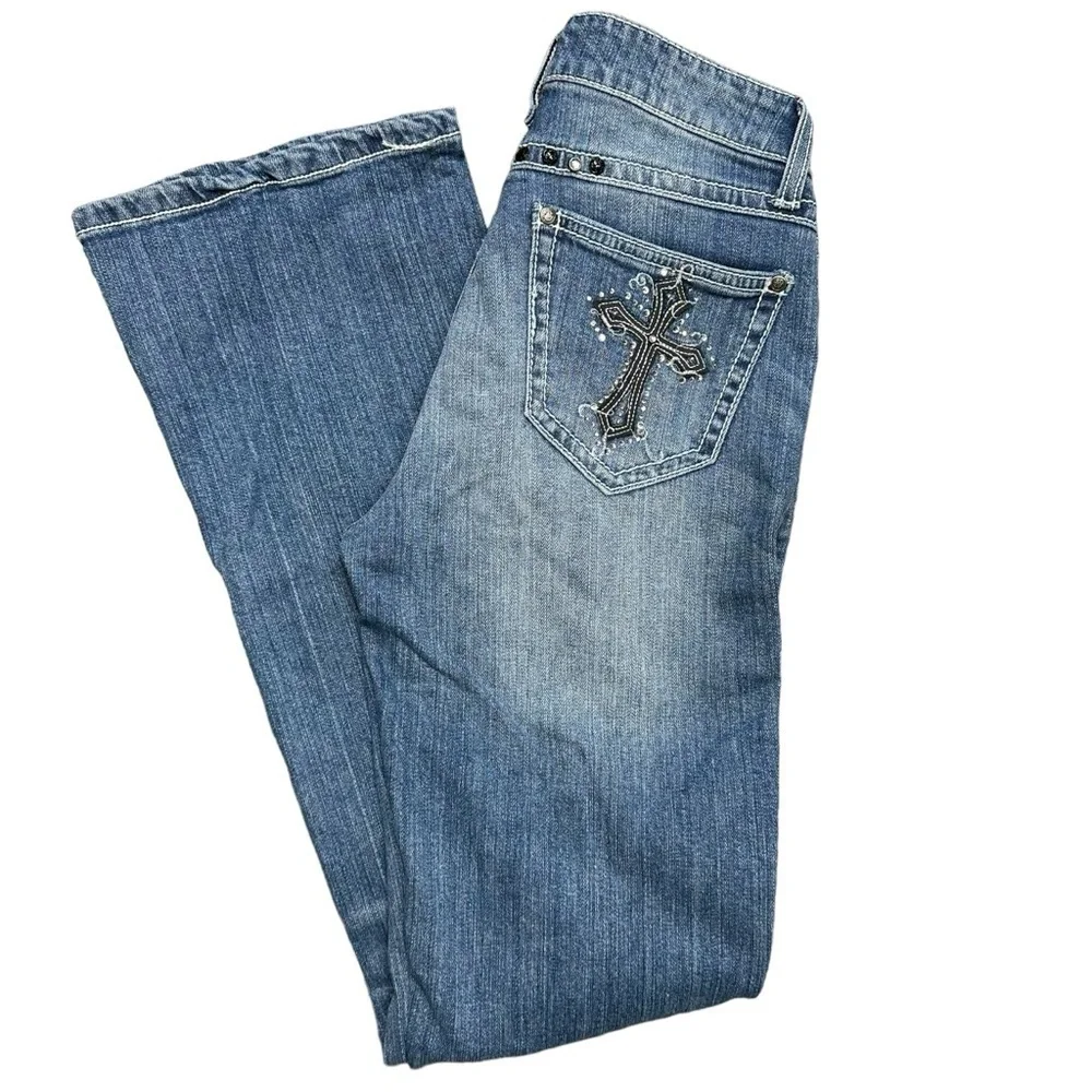 Rock 47 Embellished Cross Pocket Wrangler Bootcut Jeans - Picture 14 of 14